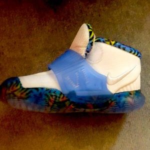 Nike toddler sneakers